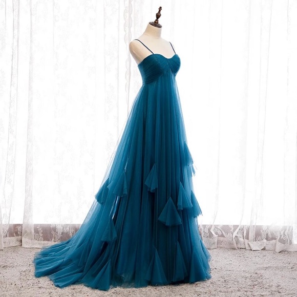 Gorgeous Peacock Blue Long Dress! - Picture 2 of 5